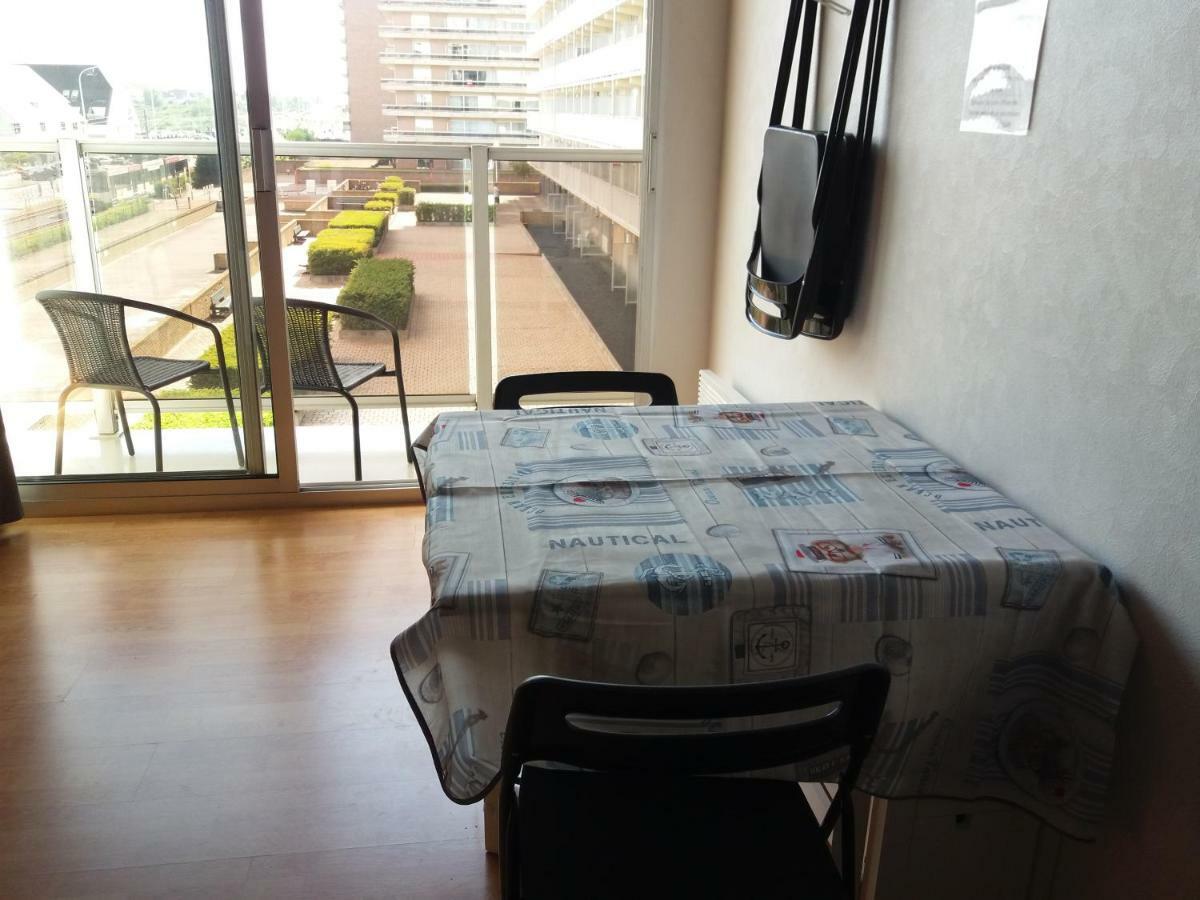 Studio Gaeton Appartement Nieuwpoort Buitenkant foto